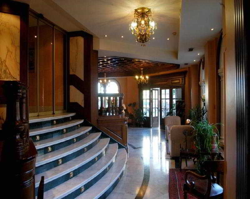 Hotel Aranda アランダ・デ・ドゥエロ エクステリア 写真